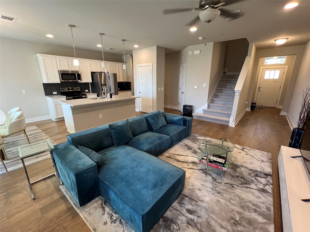 11204 Gadsen Ln - Photo 16