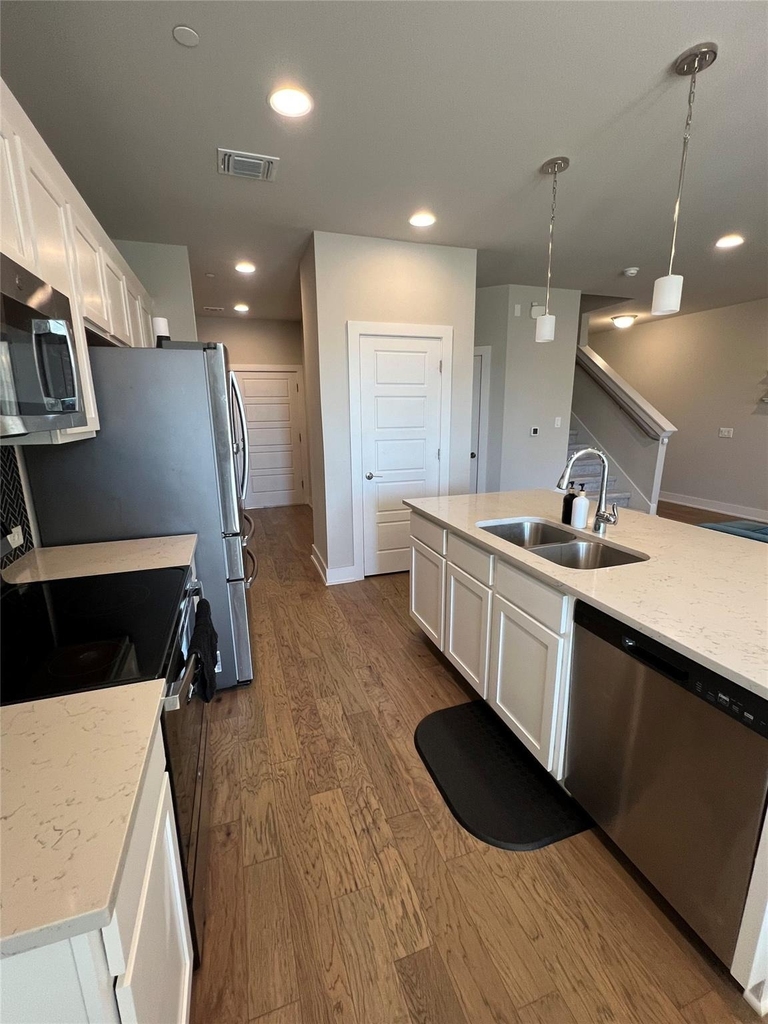 11204 Gadsen Ln - Photo 17