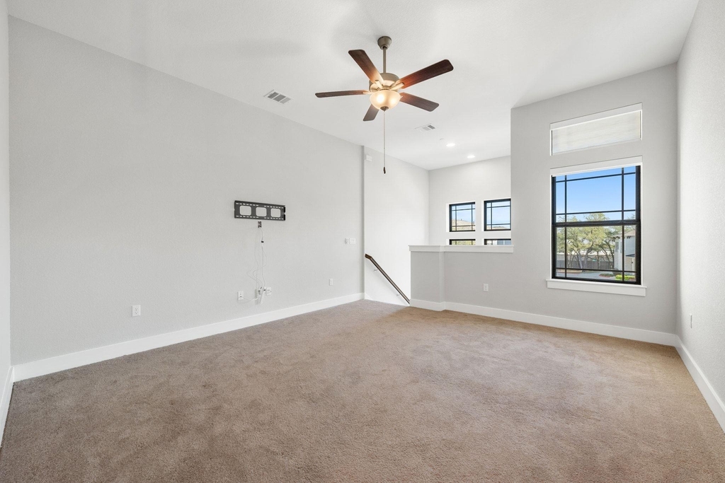 4323 Spicewood Springs Rd - Photo 22
