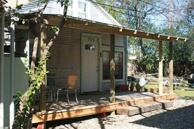 704 Franklin Blvd - Photo 0