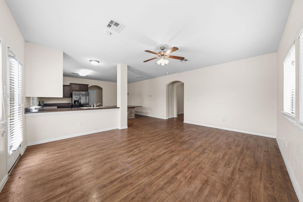 601 Silver Wing Ct - Photo 1