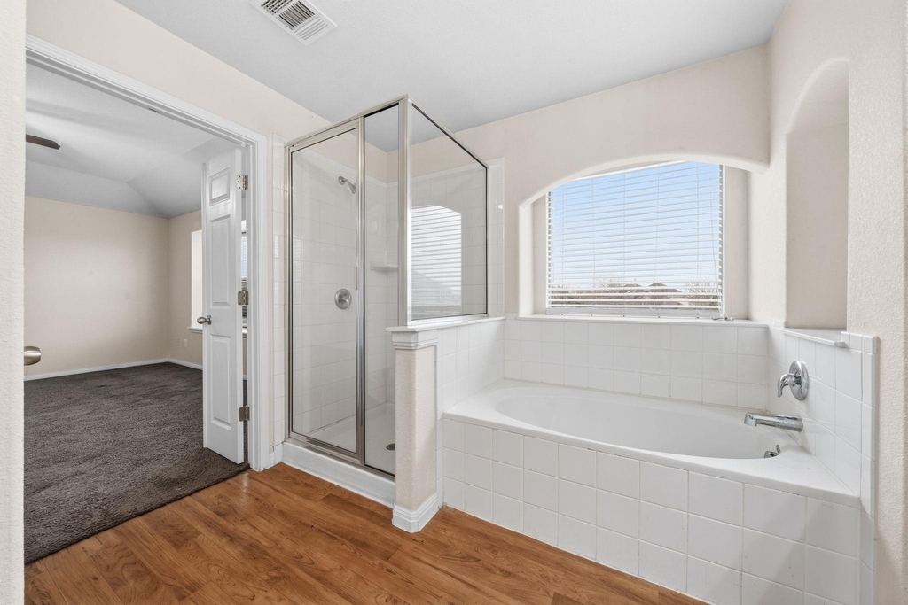601 Silver Wing Ct - Photo 13