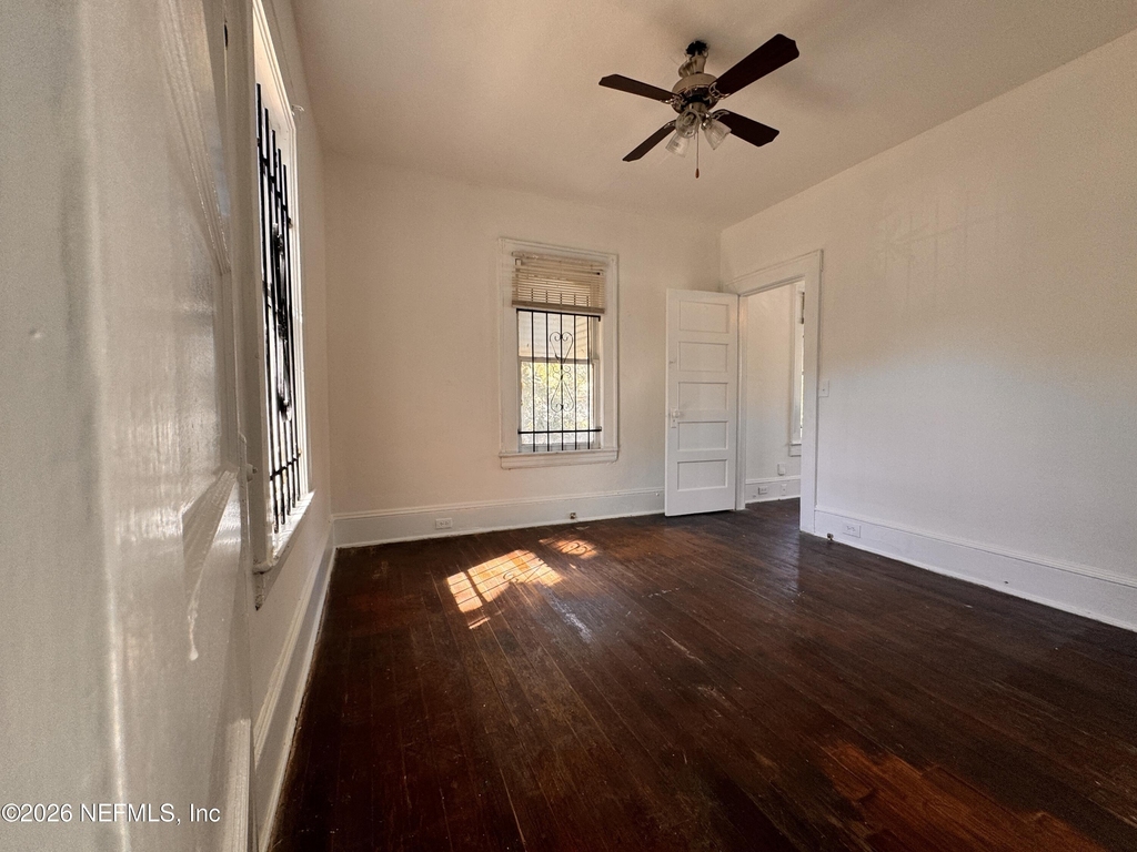 3728 Silver Street - Photo 7