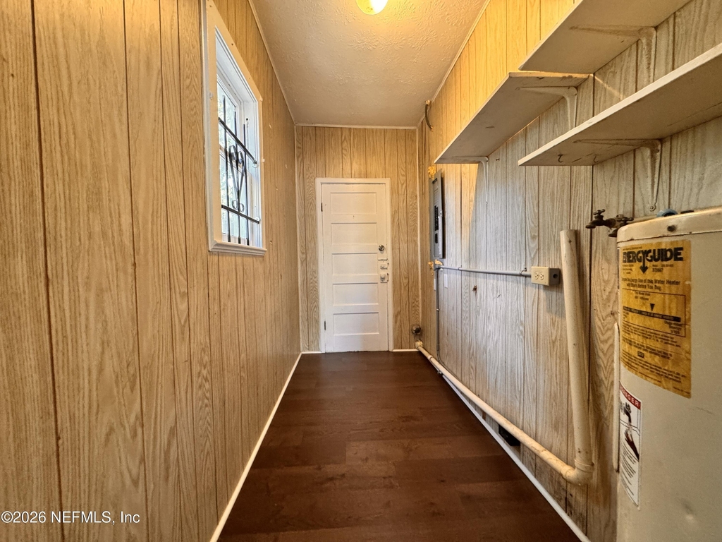 3728 Silver Street - Photo 9