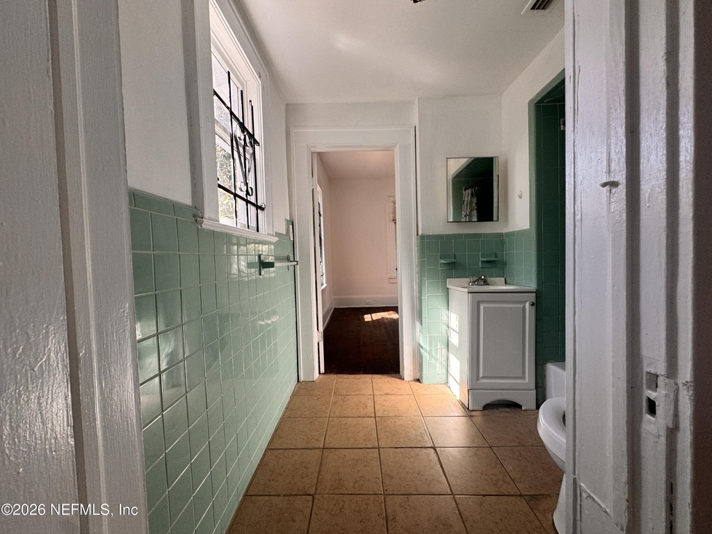 3728 Silver Street - Photo 5
