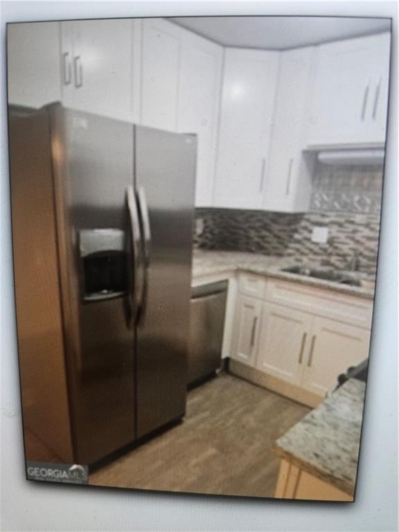 3197 Highpoint Court - Photo 1