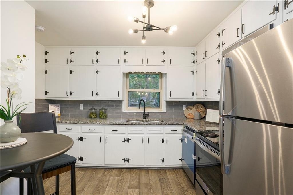 436 Grady Place - Photo 5