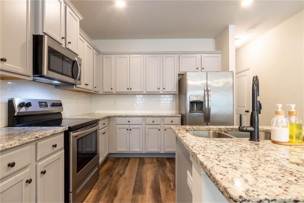 3006 Bayrose Circle - Photo 3