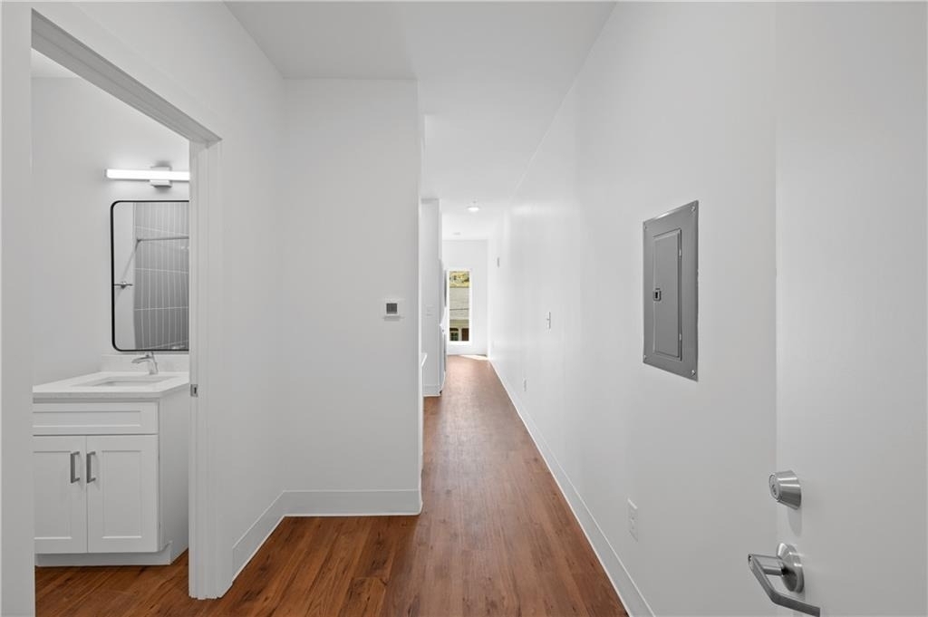 456 Flat Shoals Avenue Se - Photo 1