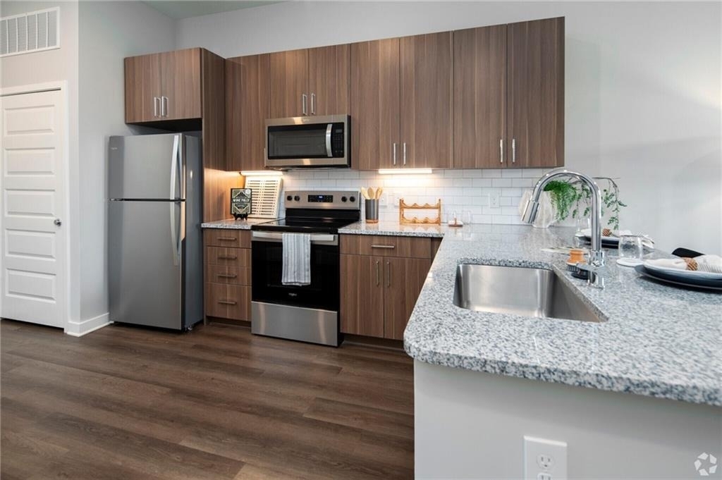 501 W Waugh Street - Photo 22