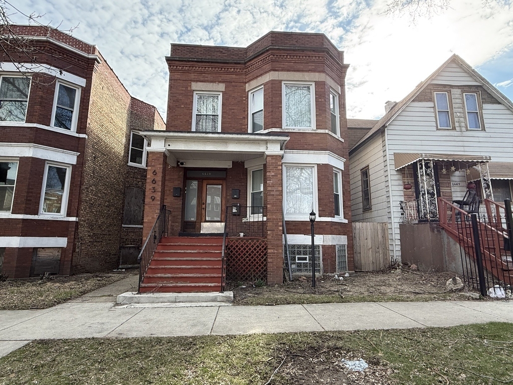 6639 S Bishop Street - Photo 0