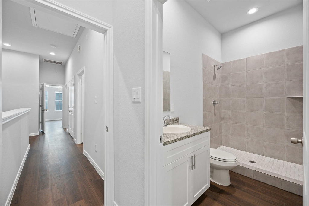 18831 Luminescent Lane - Photo 30