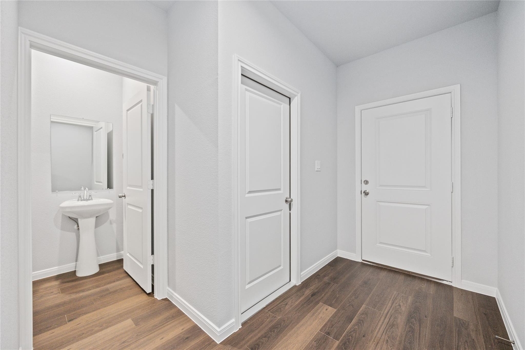 18831 Luminescent Lane - Photo 7