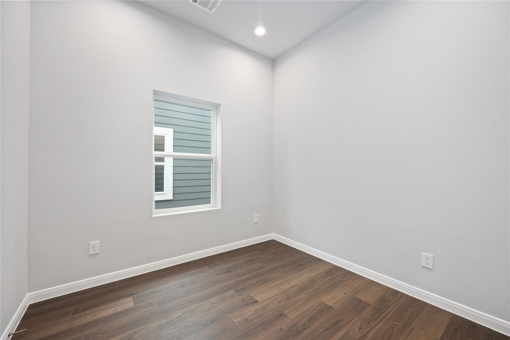 18831 Luminescent Lane - Photo 25
