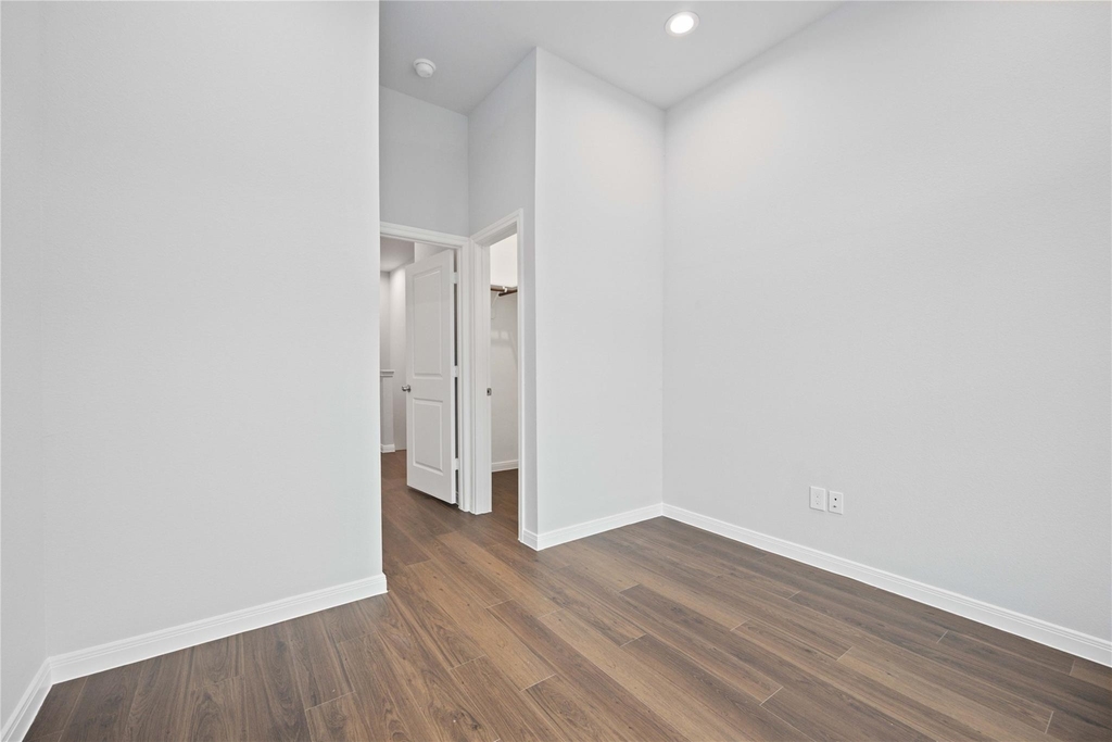 18831 Luminescent Lane - Photo 20