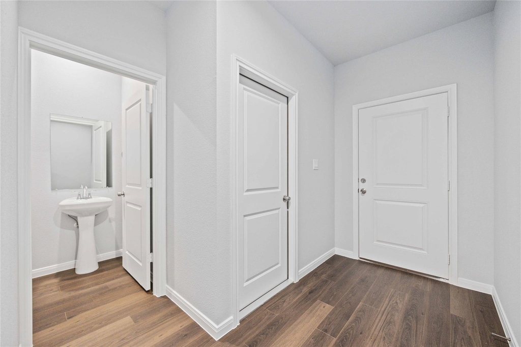 18831 Luminescent Lane - Photo 6