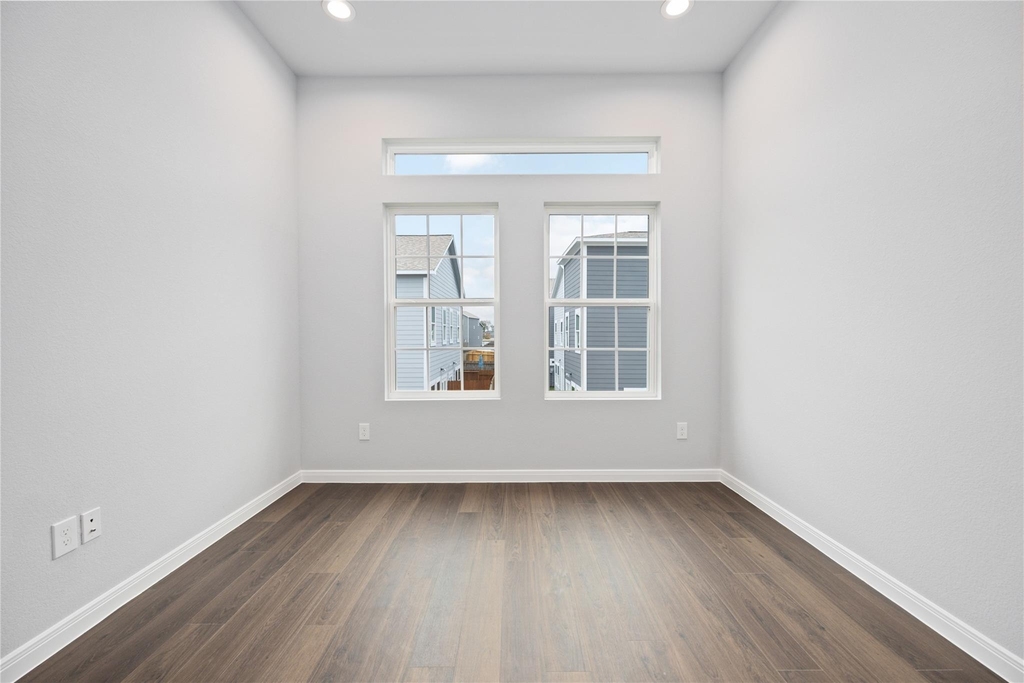 18831 Luminescent Lane - Photo 18