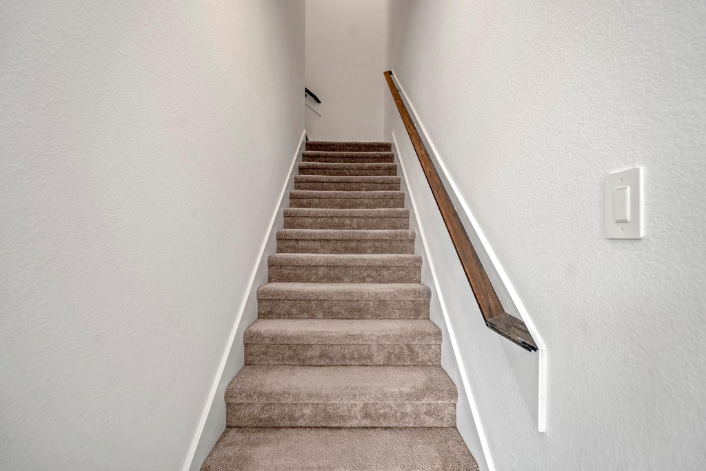 613 Royal Arch Drive - Photo 14