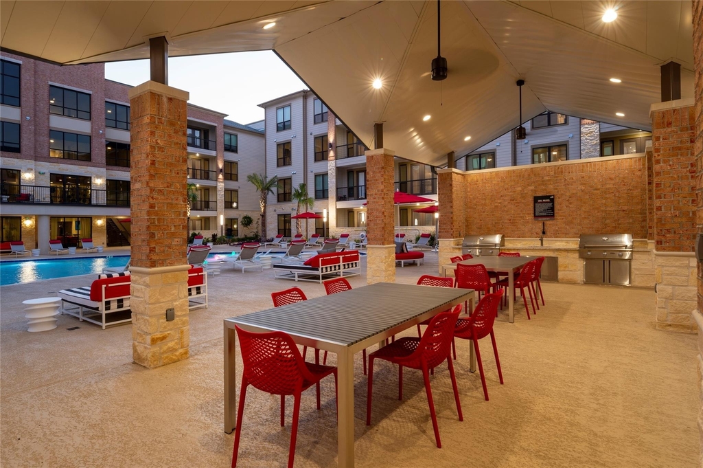 1616 Partnership Way - Photo 4