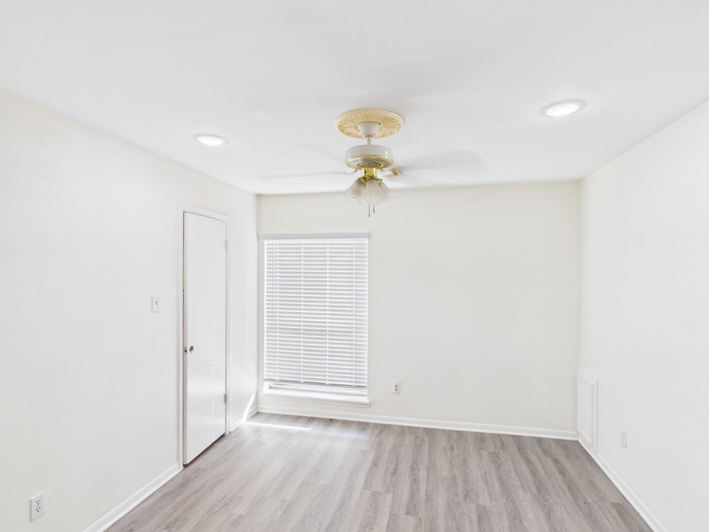 7611 Hopewell Lane - Photo 18