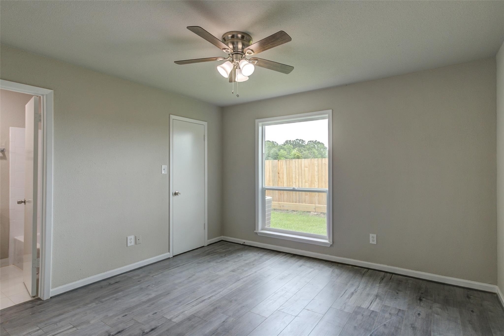 3300 Pebblebrook Drive - Photo 12