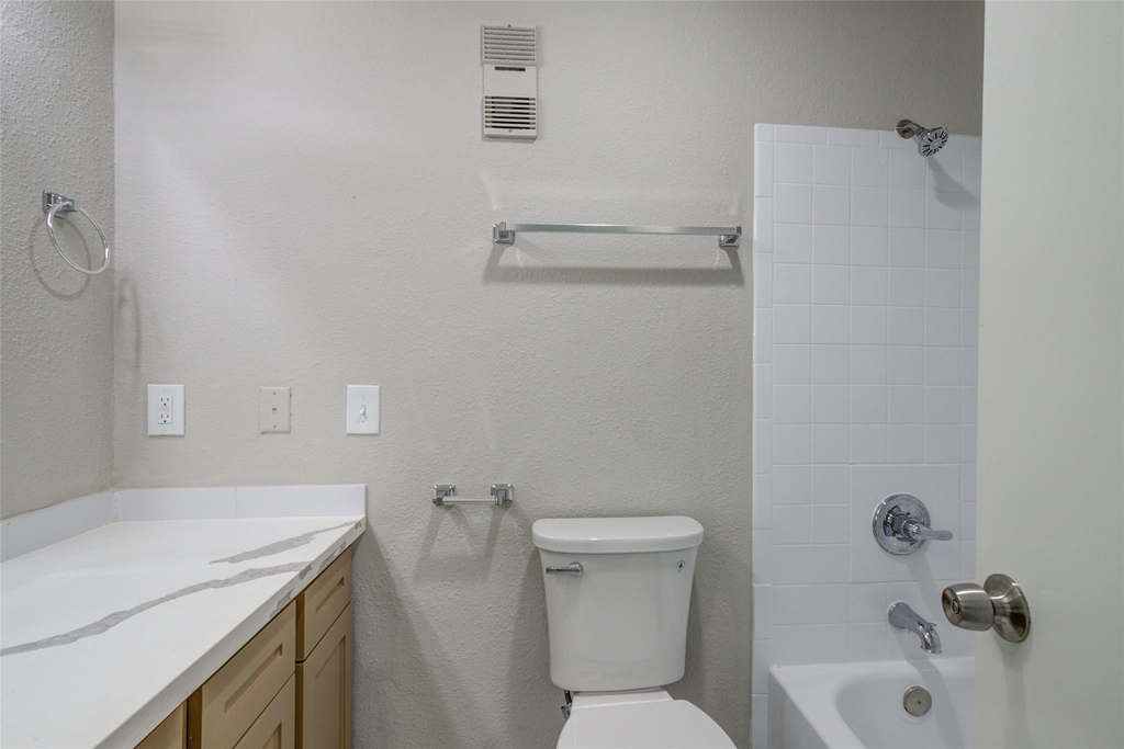 3300 Pebblebrook Drive - Photo 19