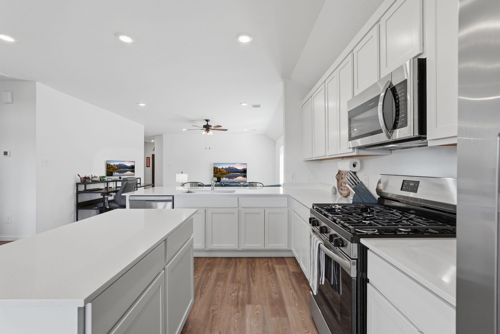 651 Spring Ashberry Court - Photo 11