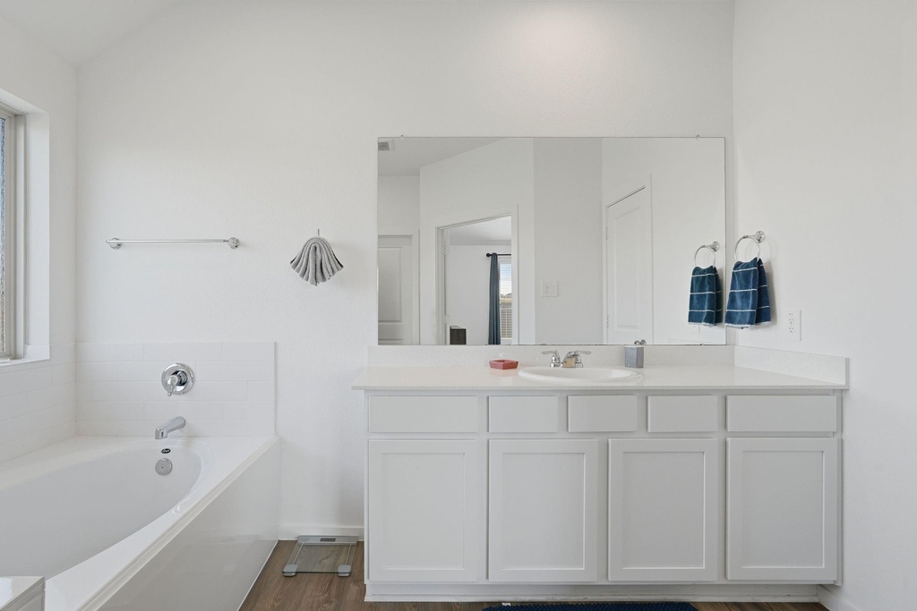 651 Spring Ashberry Court - Photo 18