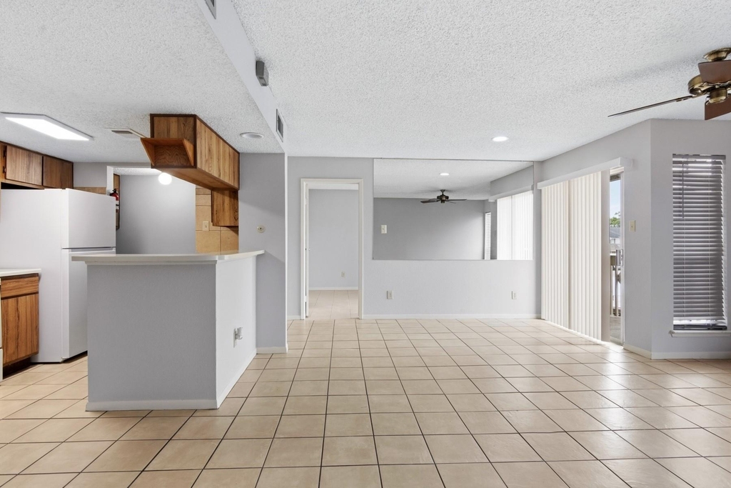 3919 Fairmont - Photo 8