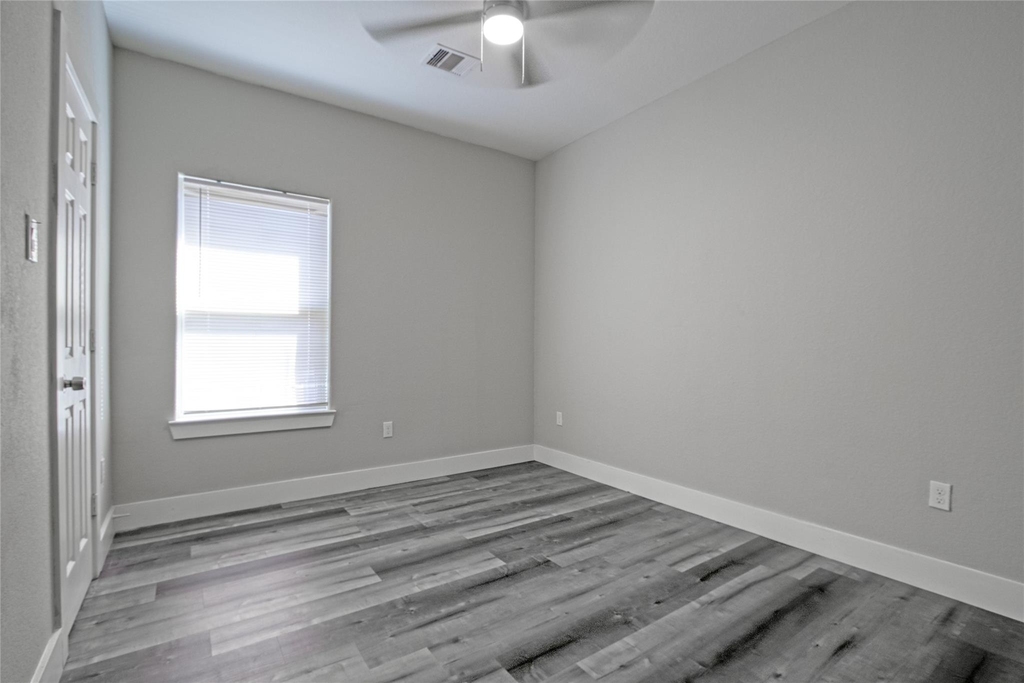 9306 Bean Street Street - Photo 8