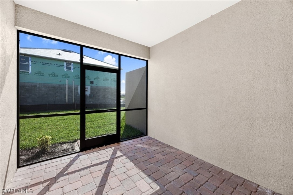 2672 Vine Avenue - Photo 26