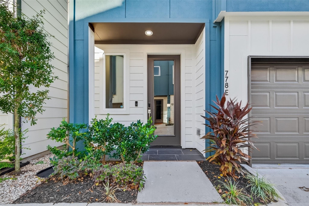 778 Paul Quinn Street - Photo 2