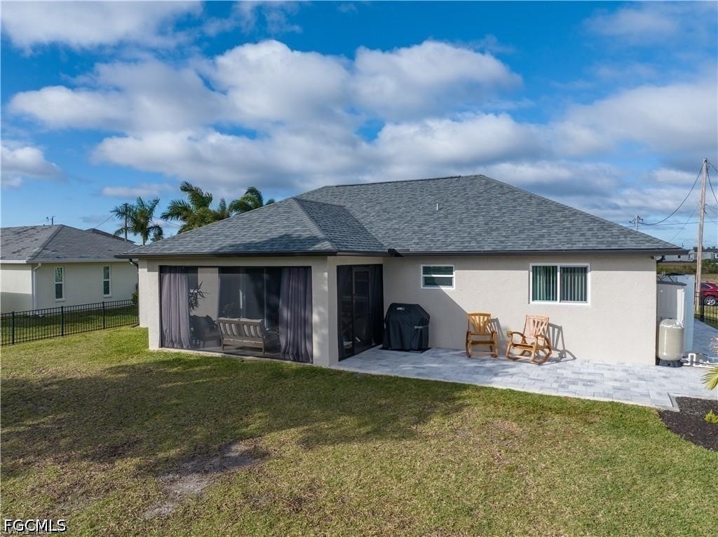 231 Nw 26th Avenue - Photo 1