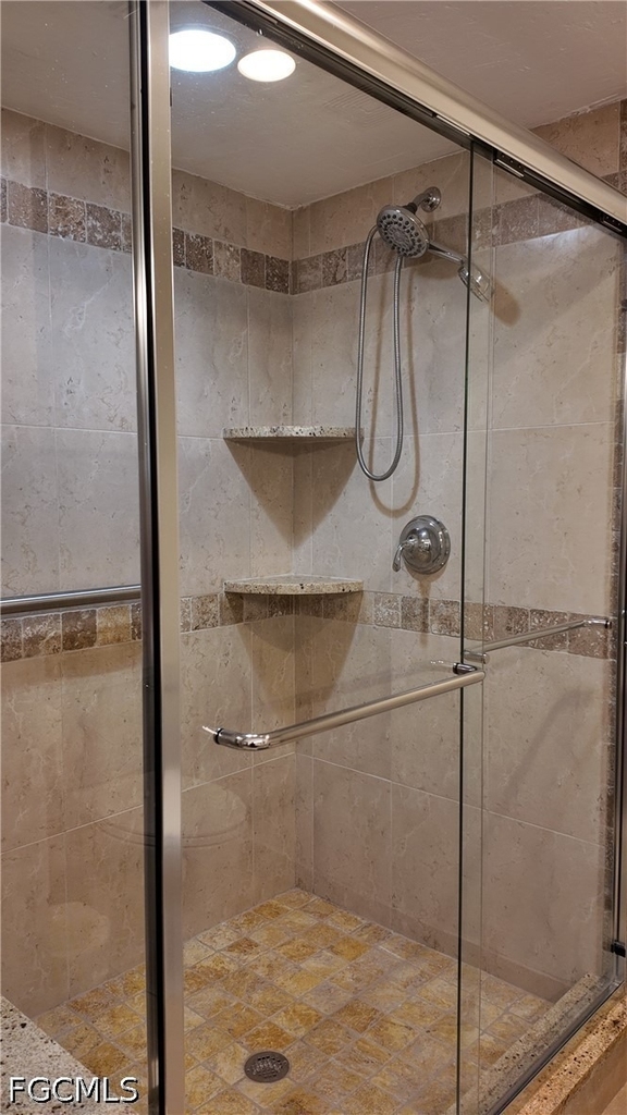 509 Roma Court - Photo 18
