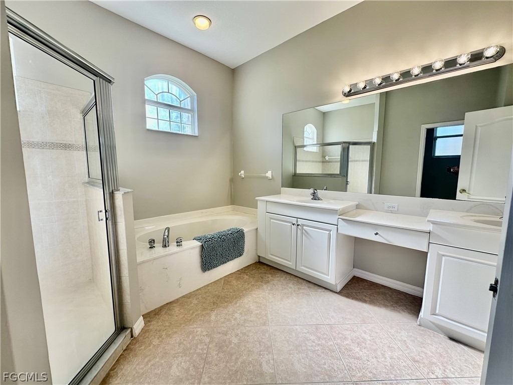 12469 Pebble Stone Court - Photo 9