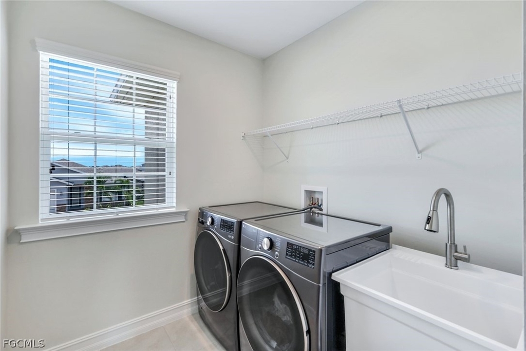 421 Coral Reef Place - Photo 27