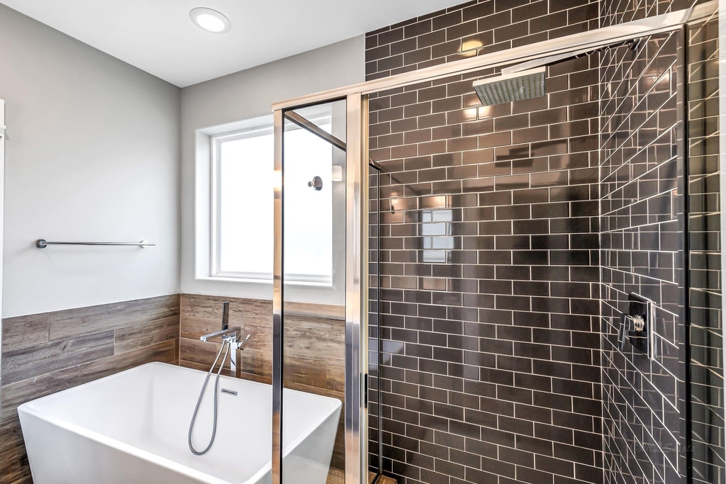 3105 Gillespie Street - Photo 33