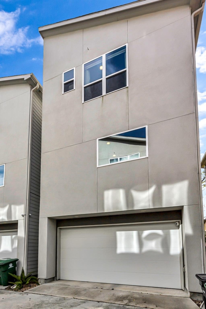 3105 Gillespie Street - Photo 39