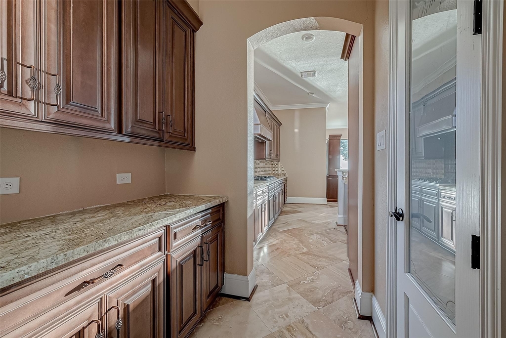2011 Crescent Drive - Photo 10