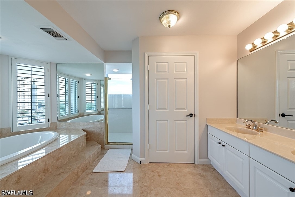 6849 Grenadier Boulevard - Photo 6