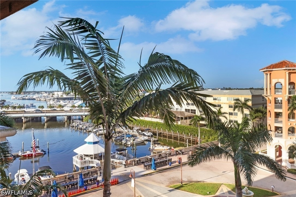451 Bayfront Place - Photo 13
