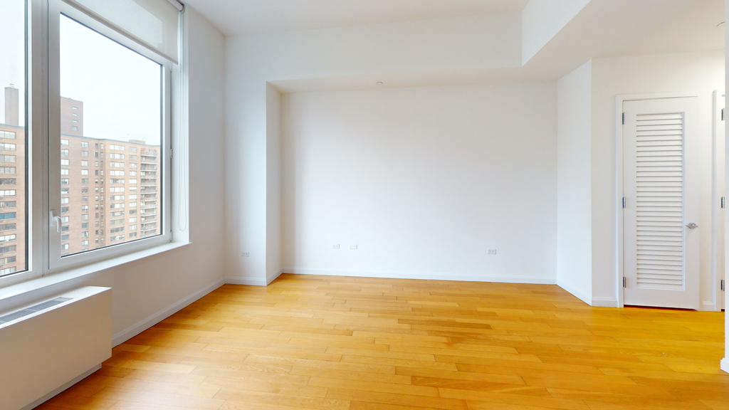 795 Columbus Ave - Photo 2