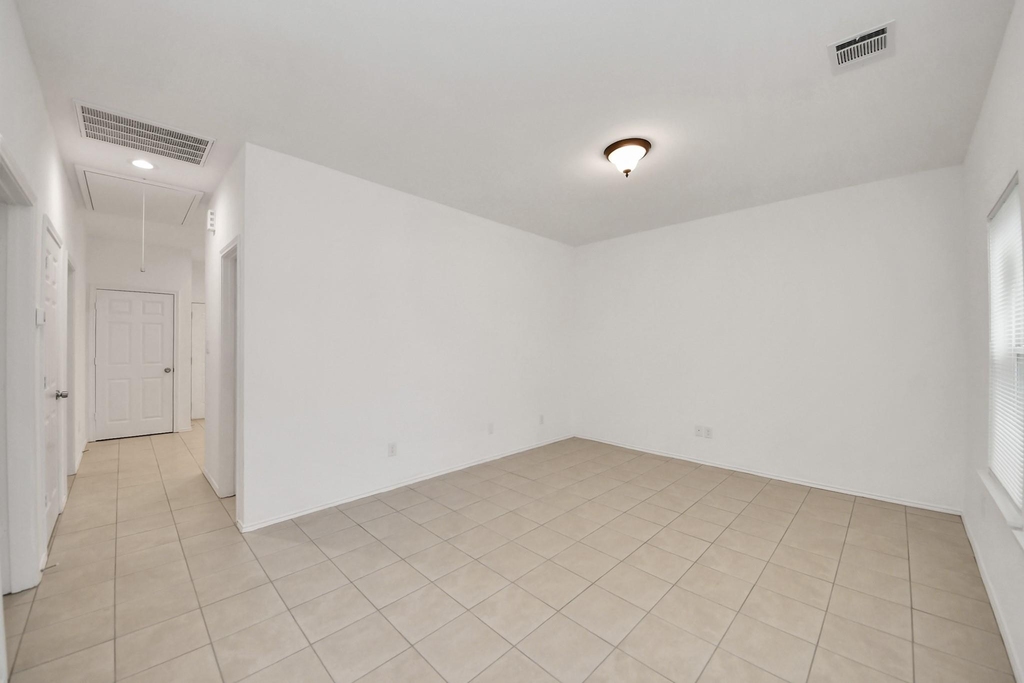 9210 Wheatley Street - Photo 6