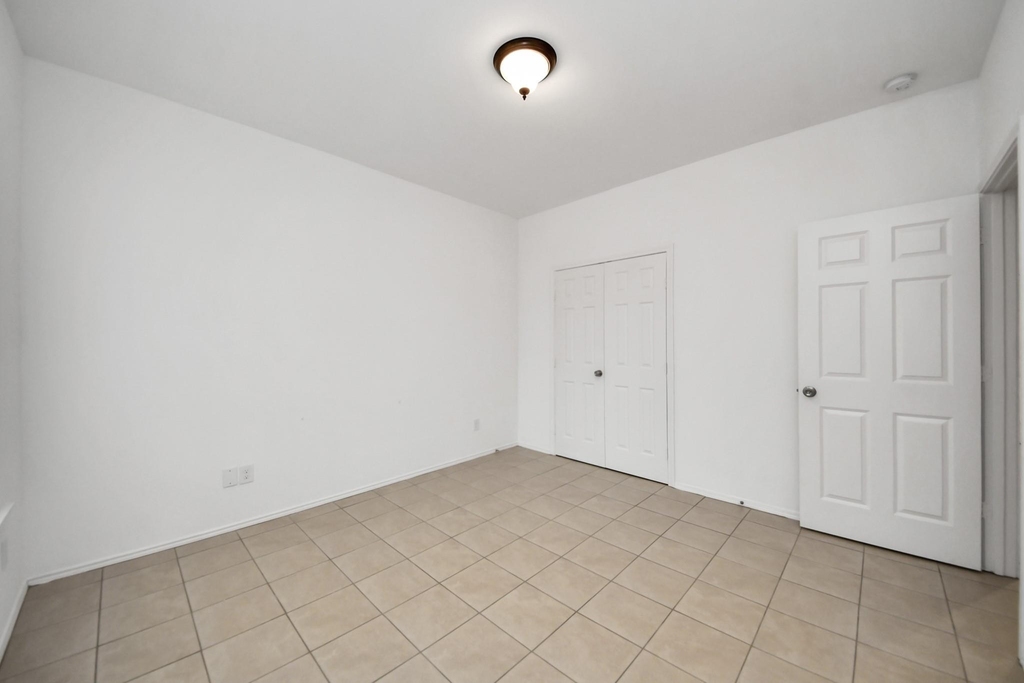 9210 Wheatley Street - Photo 11