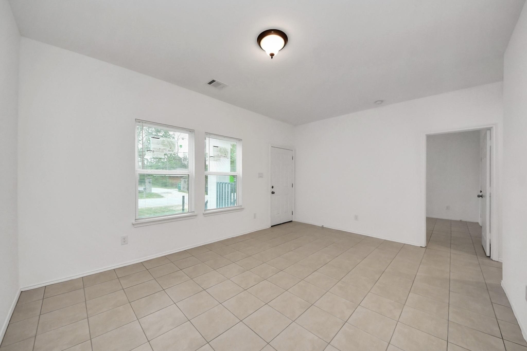 9210 Wheatley Street - Photo 8