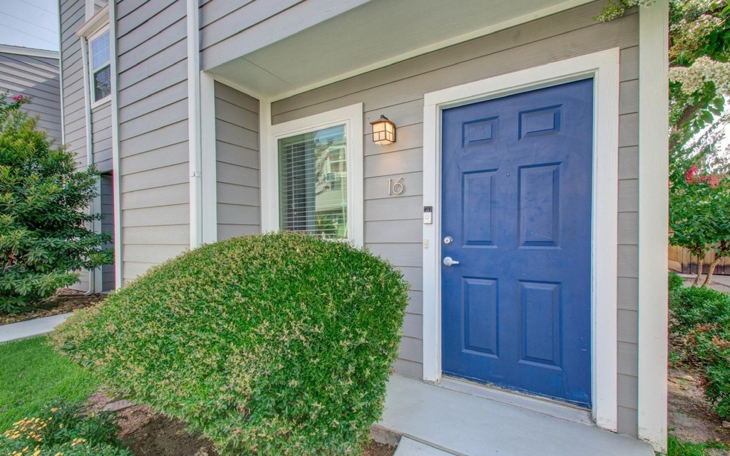 5807 Beverly Hill Street - Photo 0