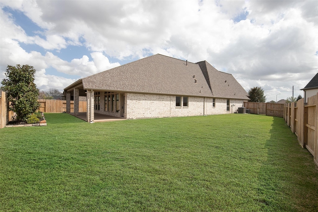 8703 Azalea Crossing Ct - Photo 3