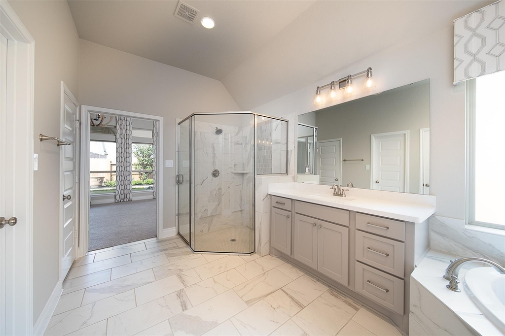 8703 Azalea Crossing Ct - Photo 17