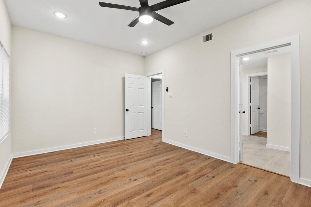 7709 Saint Louis Street - Photo 7