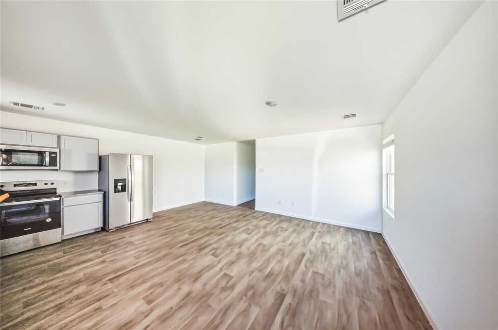 16802 N Marie Village Dr - Photo 4